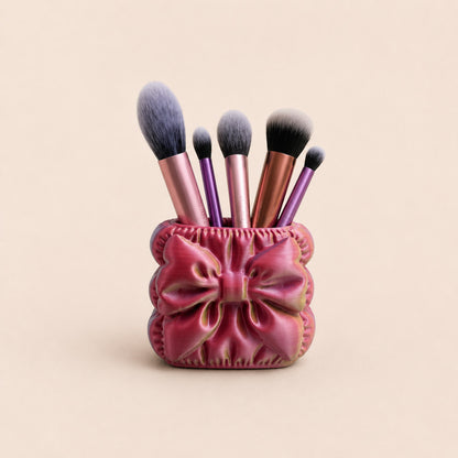 Bowtie Vanity Pot — colour-changing 3D printed makeup brush & desk holder