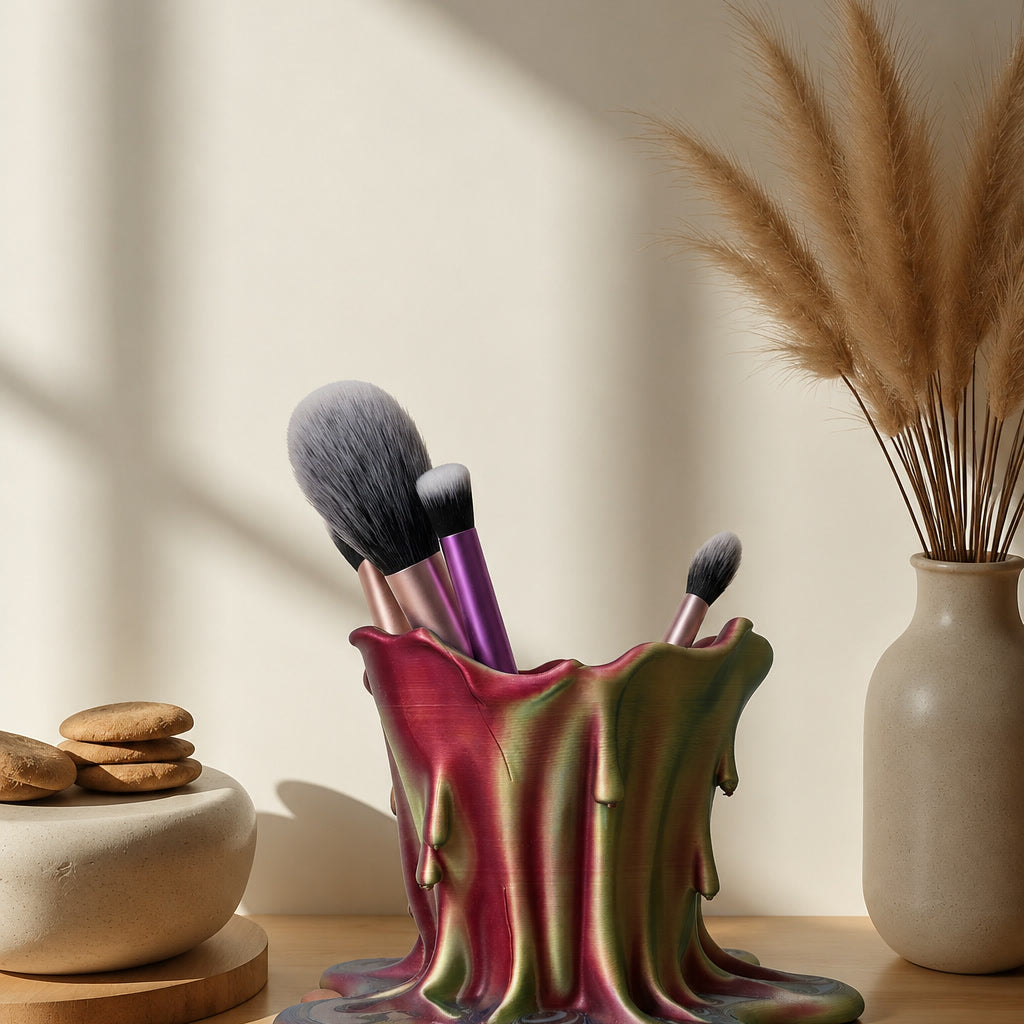 Melting Vanity Pot — colour-changing 3D printed makeup brush & desk holder