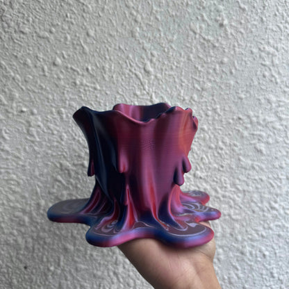 Melting Vanity Pot — colour-changing 3D printed makeup brush & desk holder