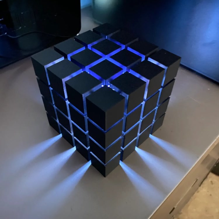 Rubrik Lamp — Blue diffuser plate
