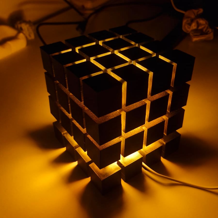 Rubrik Lamp — grid detail